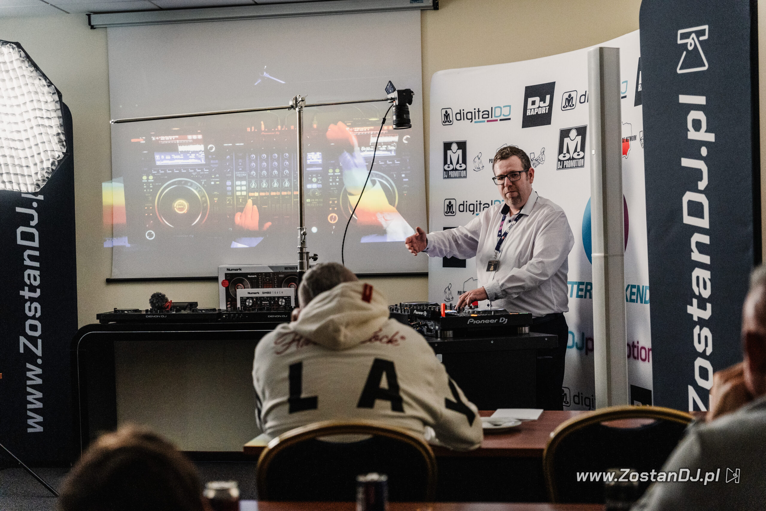 DJ KURS INTRO - obrazek 4